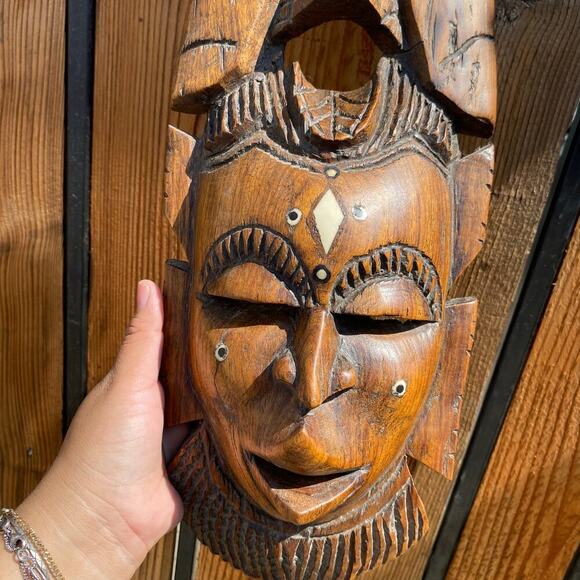 African Wood Craved Mask 17 1/2in - Picture 2 of 5